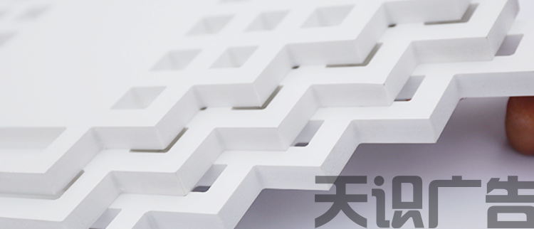 UV镂空展板墙有哪些尺寸？怎么安装？(图2)