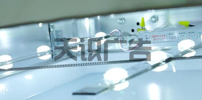 加油站灯箱一般用什么材料做？(图3)